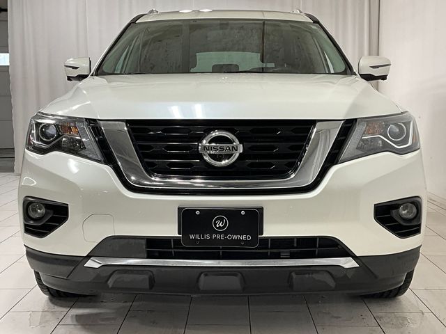 2017 Nissan Pathfinder Platinum
