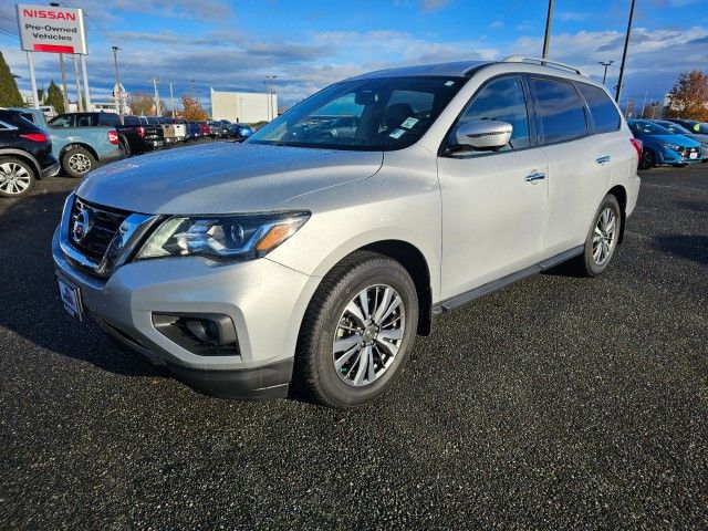 2017 Nissan Pathfinder SL