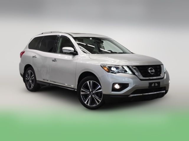 2017 Nissan Pathfinder Platinum