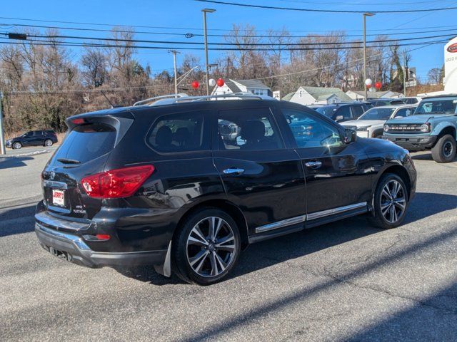 2017 Nissan Pathfinder Platinum