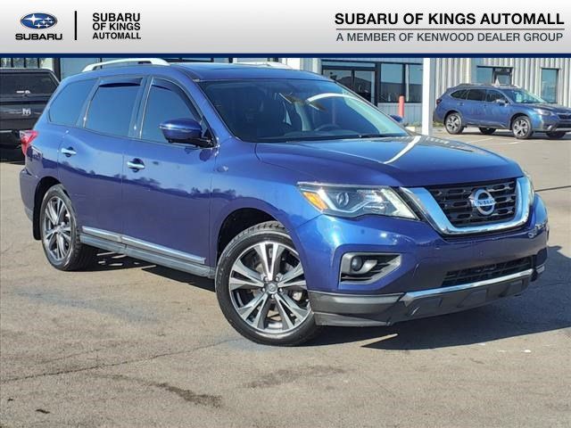 2017 Nissan Pathfinder Platinum