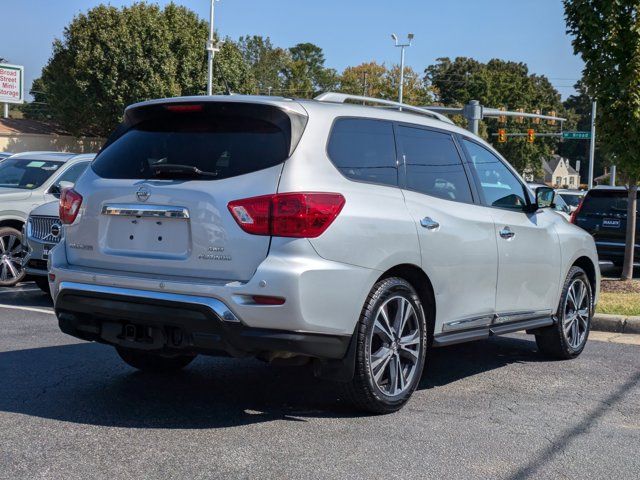 2017 Nissan Pathfinder Platinum