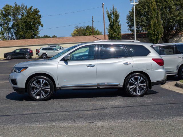 2017 Nissan Pathfinder Platinum