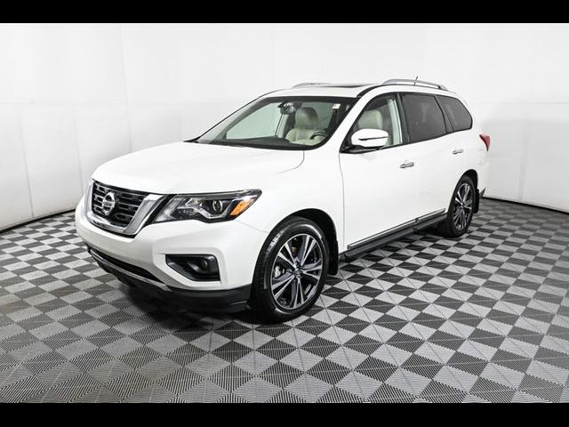 2017 Nissan Pathfinder Platinum