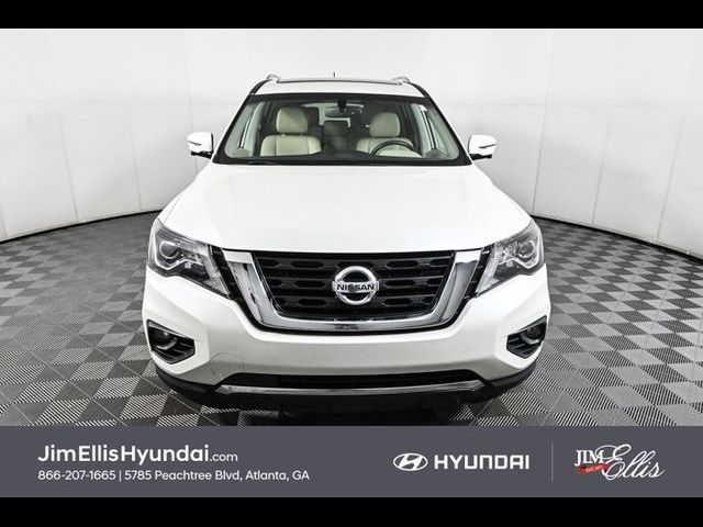 2017 Nissan Pathfinder Platinum