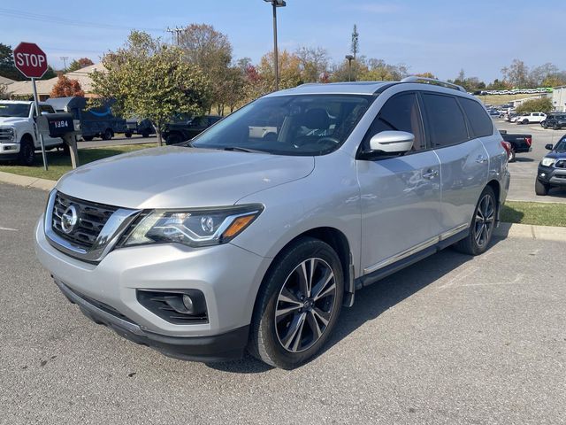 2017 Nissan Pathfinder Platinum