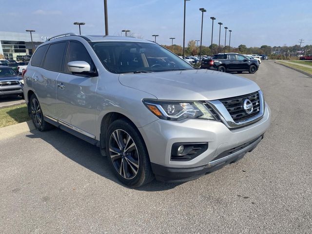 2017 Nissan Pathfinder Platinum