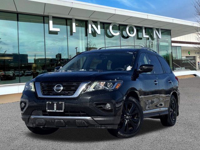 2017 Nissan Pathfinder Platinum