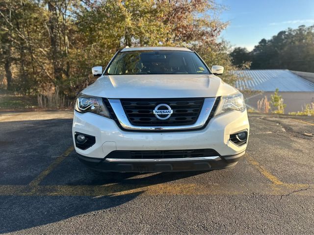 2017 Nissan Pathfinder Platinum