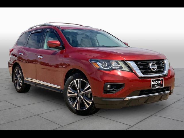 2017 Nissan Pathfinder Platinum