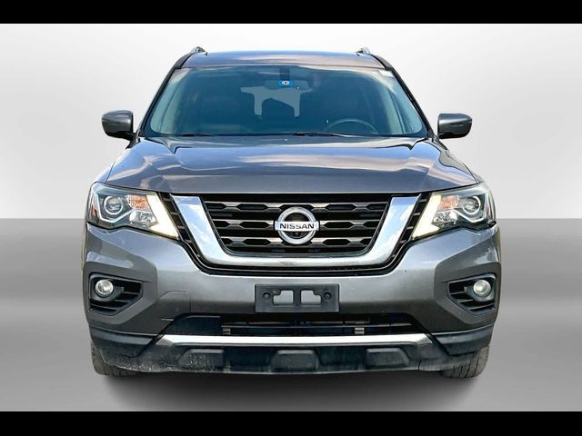 2017 Nissan Pathfinder Platinum