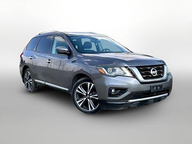 2017 Nissan Pathfinder Platinum