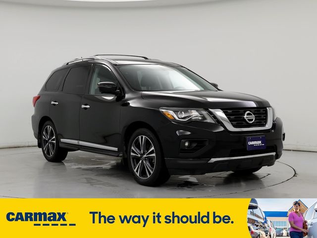 2017 Nissan Pathfinder Platinum