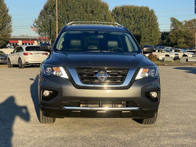 2017 Nissan Pathfinder Platinum