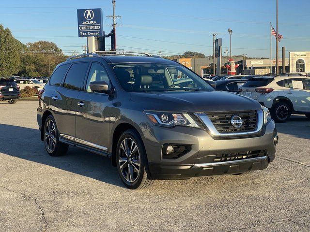 2017 Nissan Pathfinder Platinum