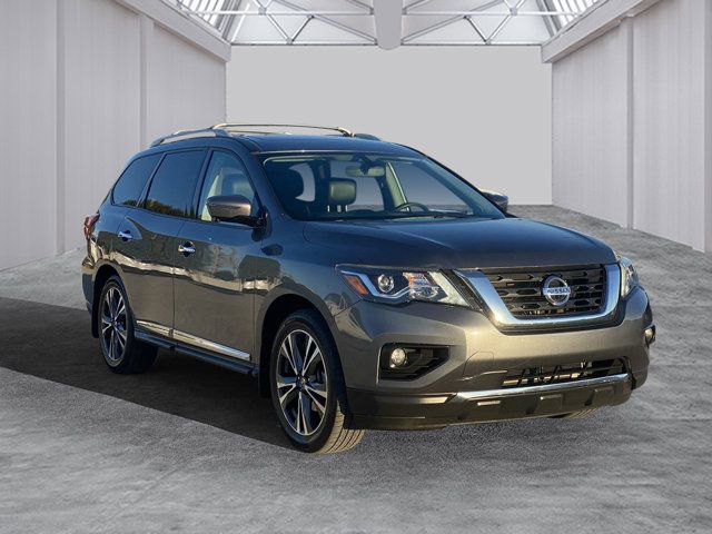 2017 Nissan Pathfinder Platinum