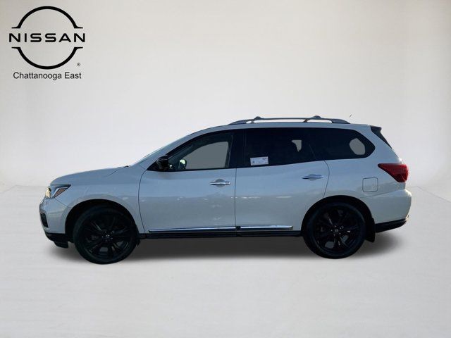 2017 Nissan Pathfinder Platinum