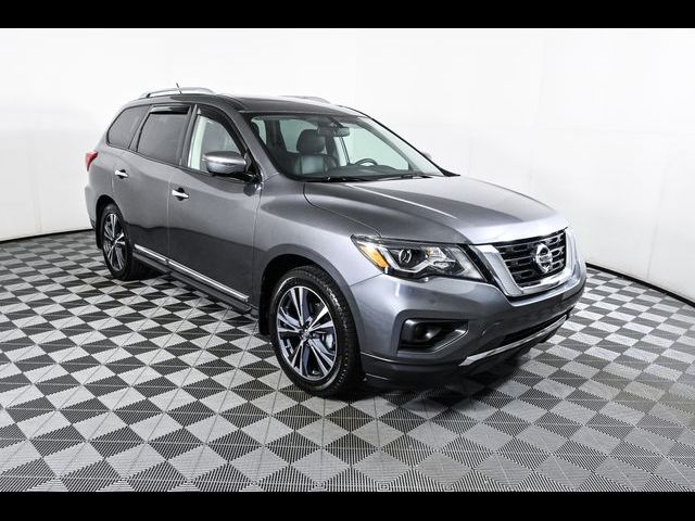 2017 Nissan Pathfinder Platinum