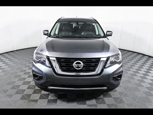 2017 Nissan Pathfinder Platinum