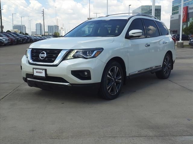 2017 Nissan Pathfinder Platinum