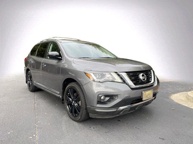 2017 Nissan Pathfinder Platinum