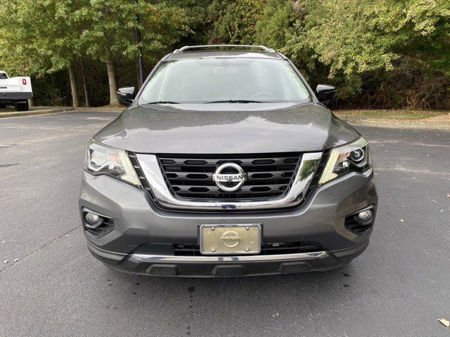 2017 Nissan Pathfinder Platinum