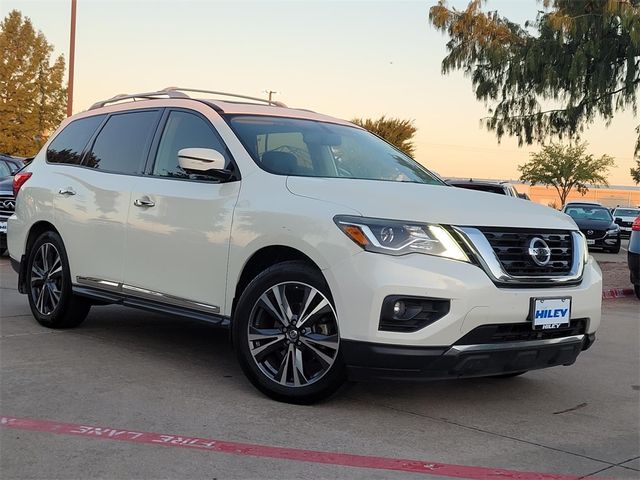 2017 Nissan Pathfinder Platinum