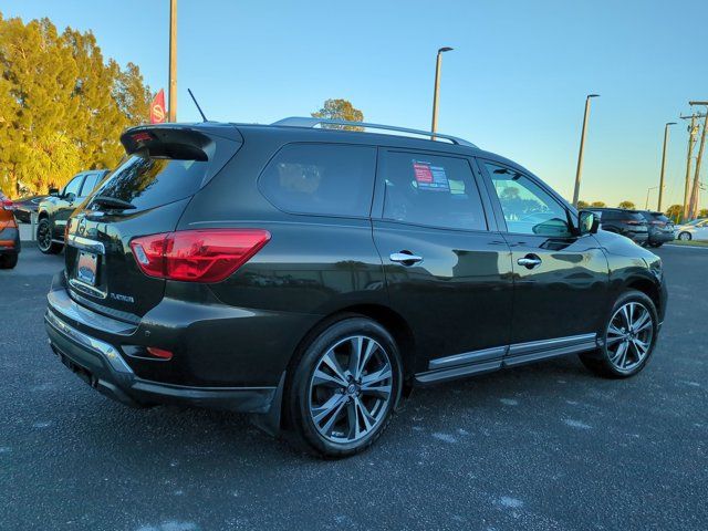 2017 Nissan Pathfinder Platinum