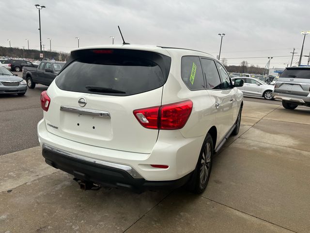 2017 Nissan Pathfinder Platinum