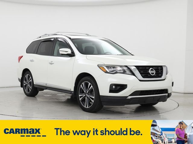 2017 Nissan Pathfinder Platinum