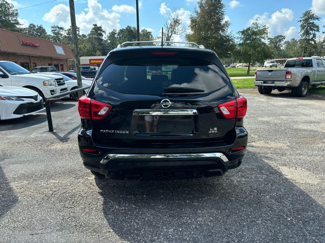 2017 Nissan Pathfinder SL