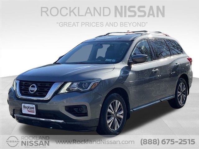 2017 Nissan Pathfinder S