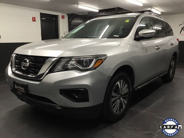 2017 Nissan Pathfinder S