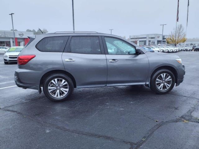 2017 Nissan Pathfinder S