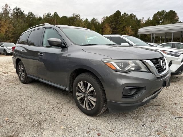 2017 Nissan Pathfinder S