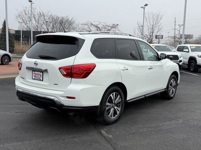 2017 Nissan Pathfinder S