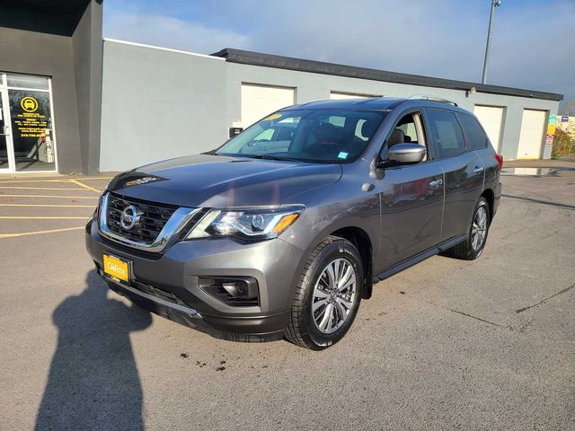 2017 Nissan Pathfinder S