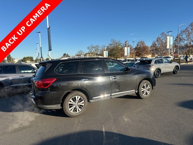 2017 Nissan Pathfinder S