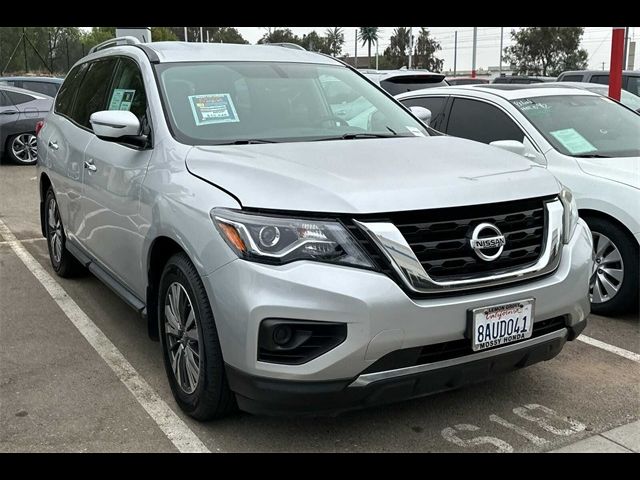 2017 Nissan Pathfinder S