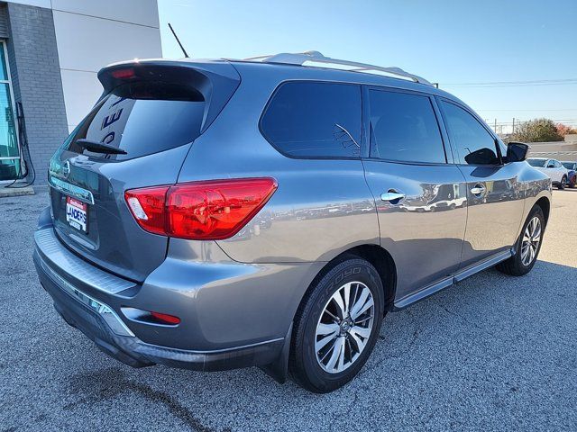 2017 Nissan Pathfinder S