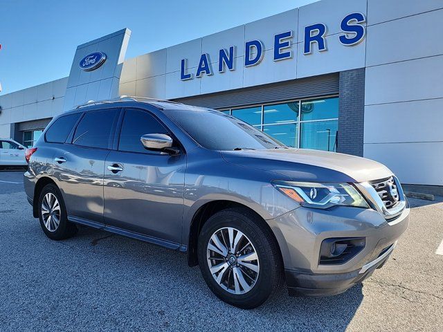 2017 Nissan Pathfinder S