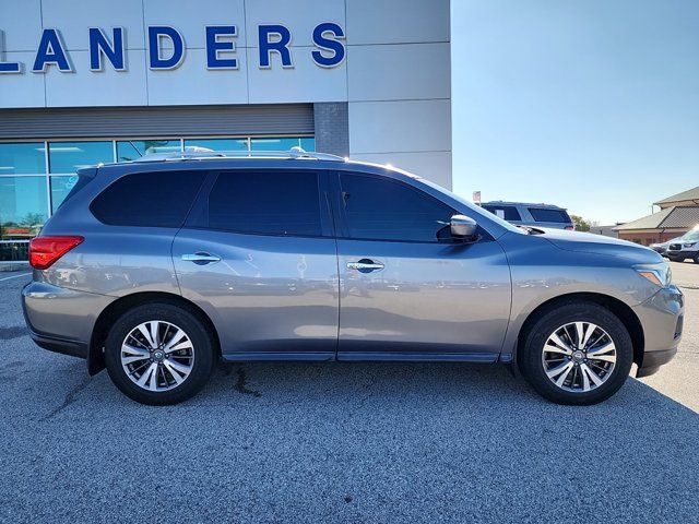 2017 Nissan Pathfinder S