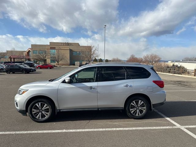 2017 Nissan Pathfinder S