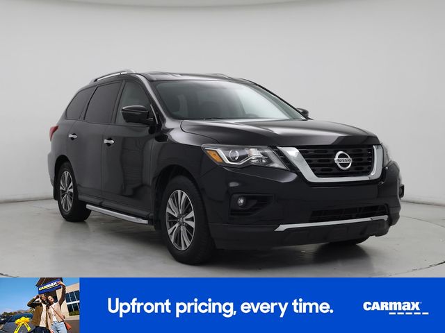 2017 Nissan Pathfinder SL
