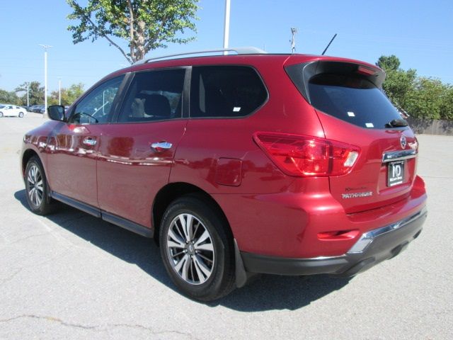 2017 Nissan Pathfinder S