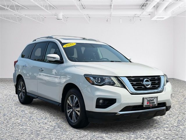 2017 Nissan Pathfinder SL