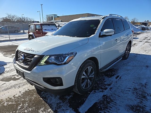 2017 Nissan Pathfinder SL