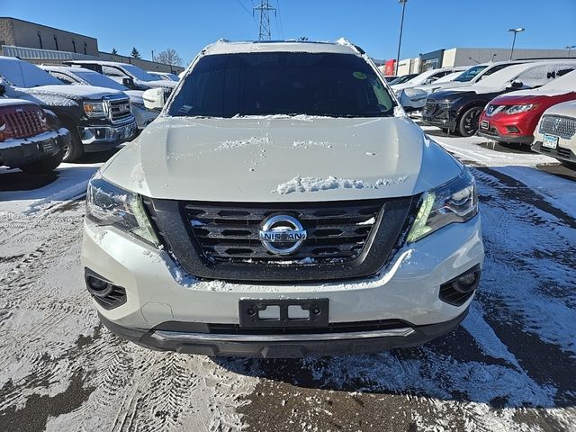 2017 Nissan Pathfinder SL