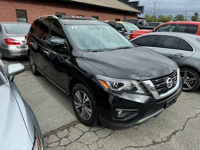 2017 Nissan Pathfinder SL