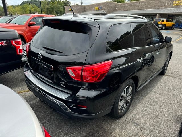 2017 Nissan Pathfinder SL